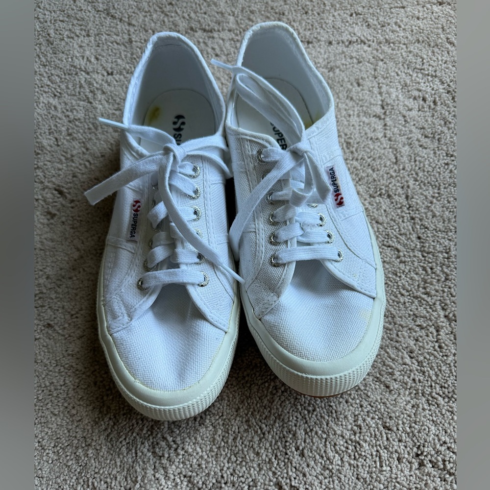 Superga Unisex Sneakers Size 8 1/2 M 10W